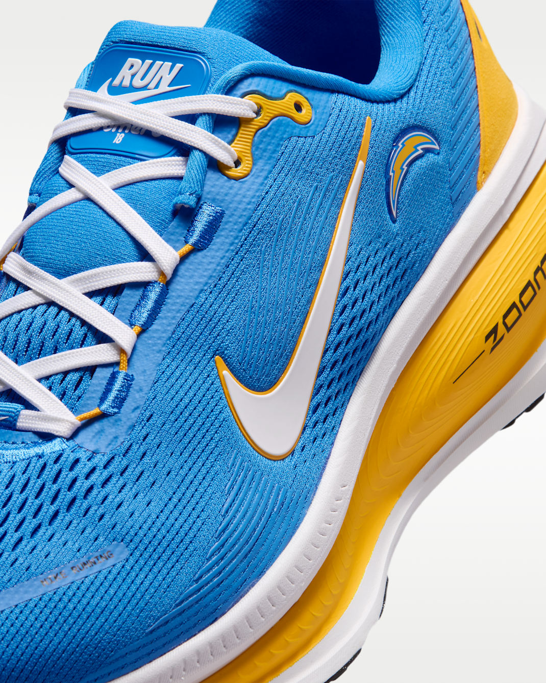 Nike Vomero 18 (Los Angeles Chargers) Men's NFL Road Running Shoes