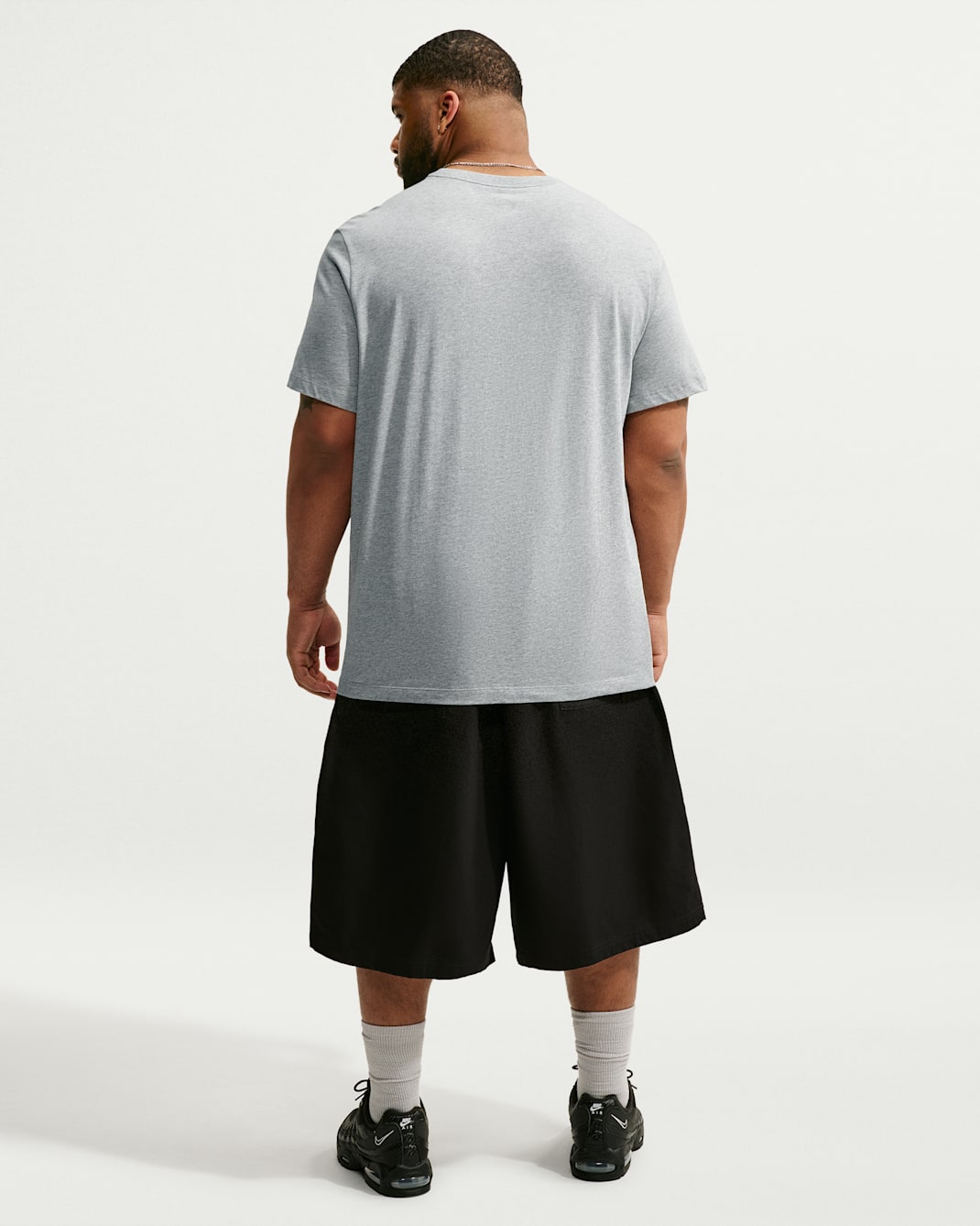 Nike Sportswear Men's Standard T-Shirt