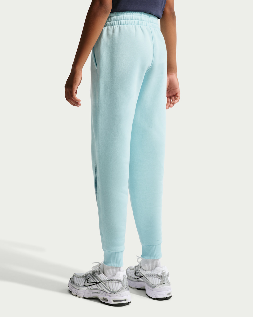 Erling Haaland Club Fleece Big Kids' Nike Soccer Joggers
