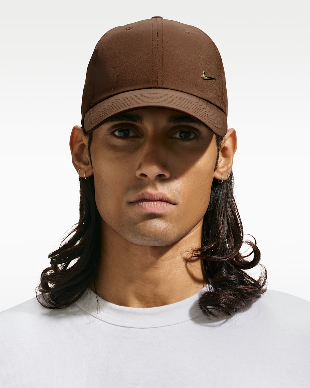 Nike Dri-FIT Club Unstructured Metal Swoosh Cap - Cacao Wow/Metallic Gold