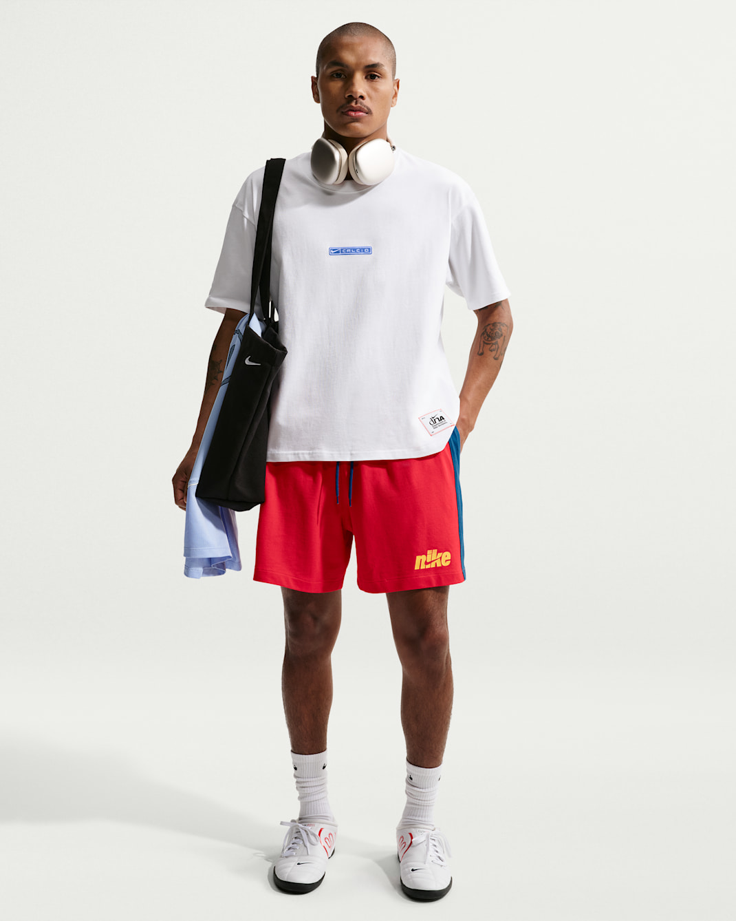 Nike Sportswear Club Men's Knit Flow Shorts - University Red/Court Blue/Lightning/Lightning
