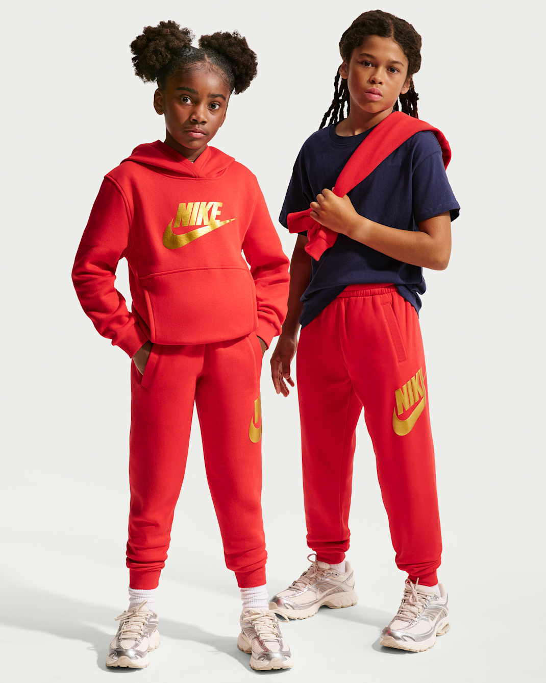 Nike Sportswear Club Fleece Big Kids' Pants - University Red/Metallic Gold
