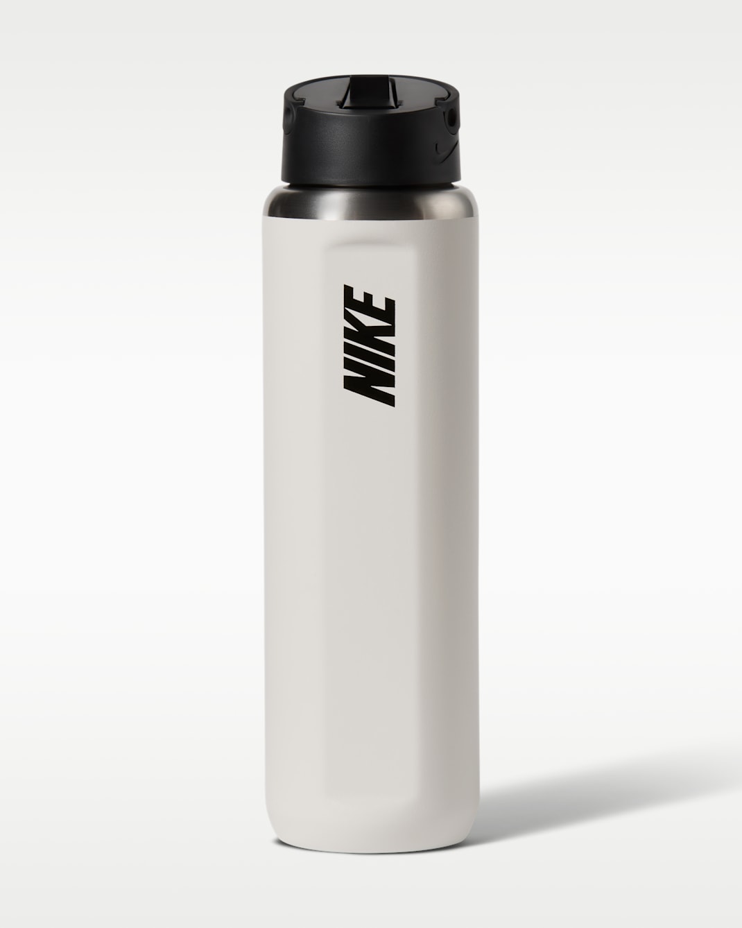 Bidon ze stali nierdzewnej ze słomką Nike Recharge (0,7 l) - Light Bone/Czerń/Czerń
