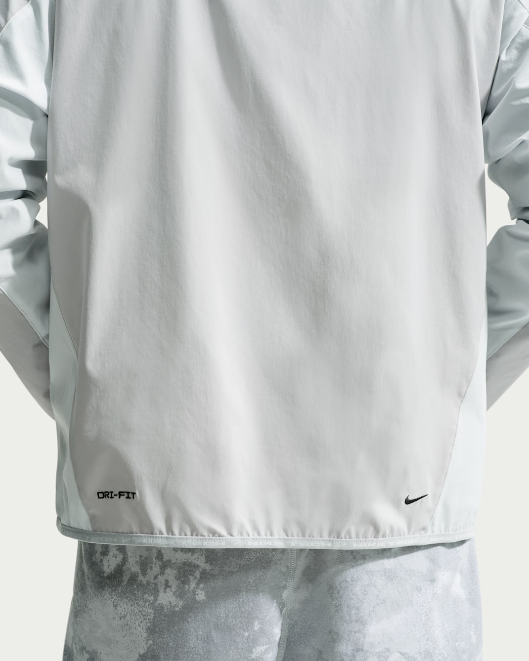Nike Tech Helios Men's Dri-FIT Long-Sleeve Shell