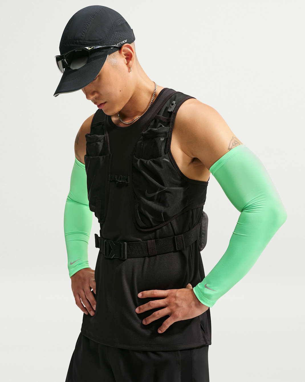 Nike Dri-FIT Lightweight Sleeves 2.0 - Illusion Green/Silver