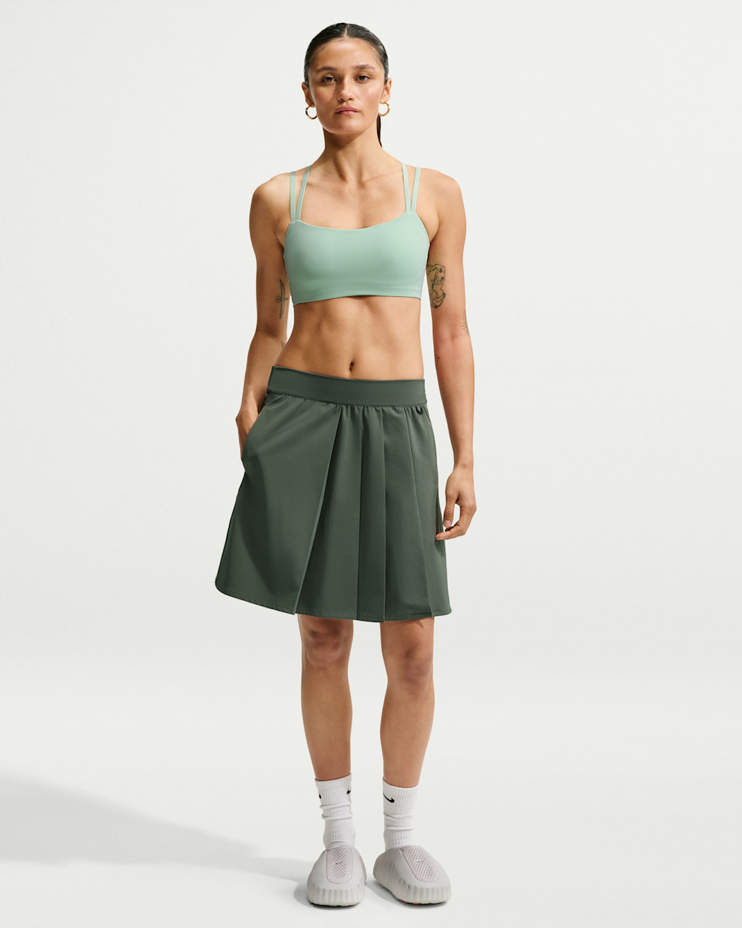 Nike 24.7 PerfectStretch Women's Dri-FIT UV Protection High-Rise Pleated Skirt - Camo Green/Outdoor Green