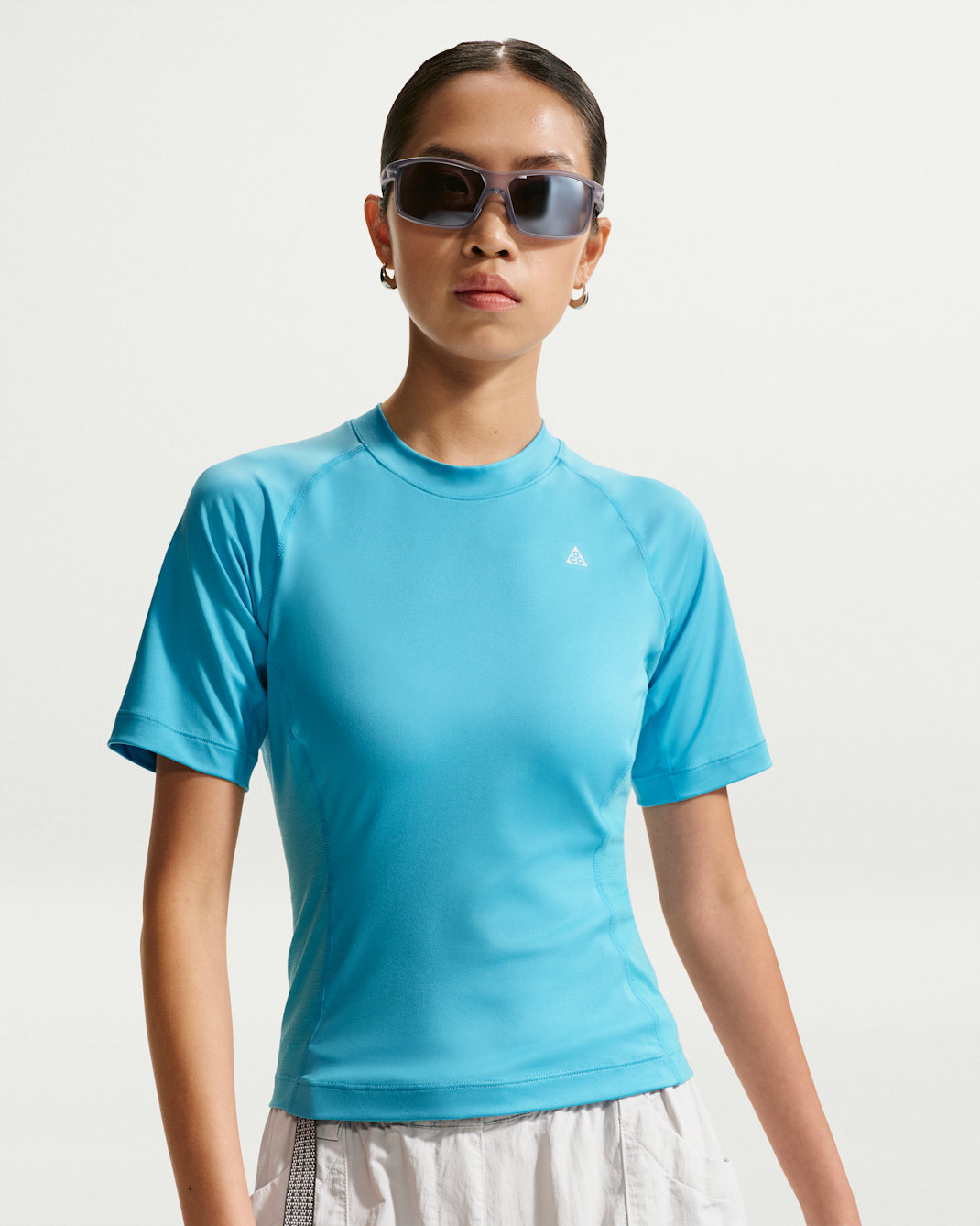 나이키 ACG '와일드씨' 여성 드라이 핏 반팔 베이스 레이어 탑 - 발틱 블루/오로라 블루/서밋 화이트