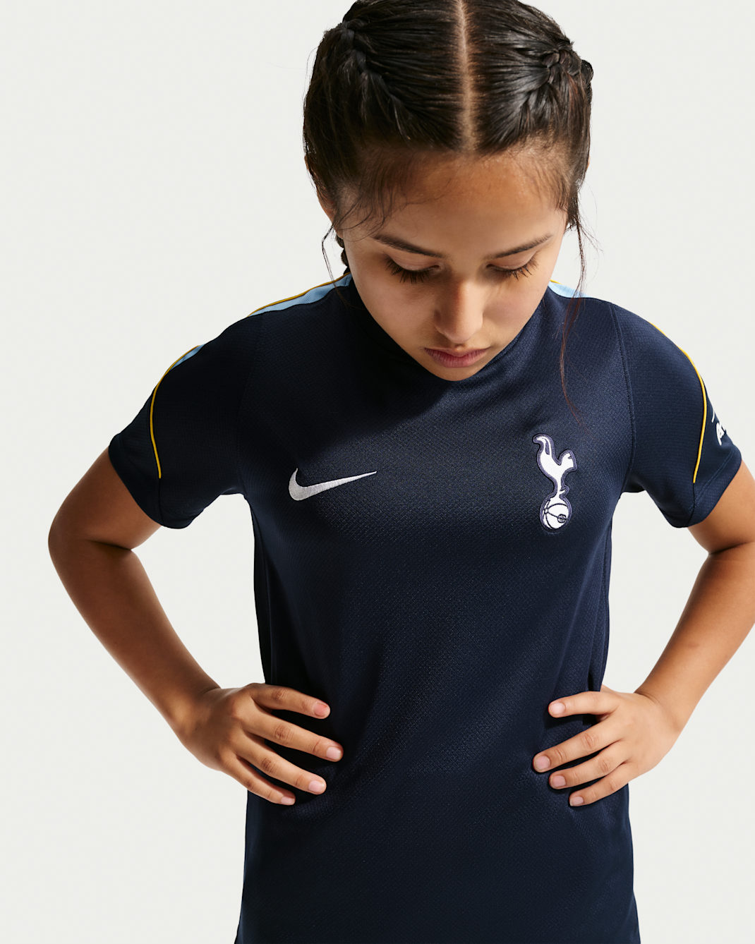Tottenham Hotspur Strike Big Kids' Nike Soccer Dri-FIT Short-Sleeve Top