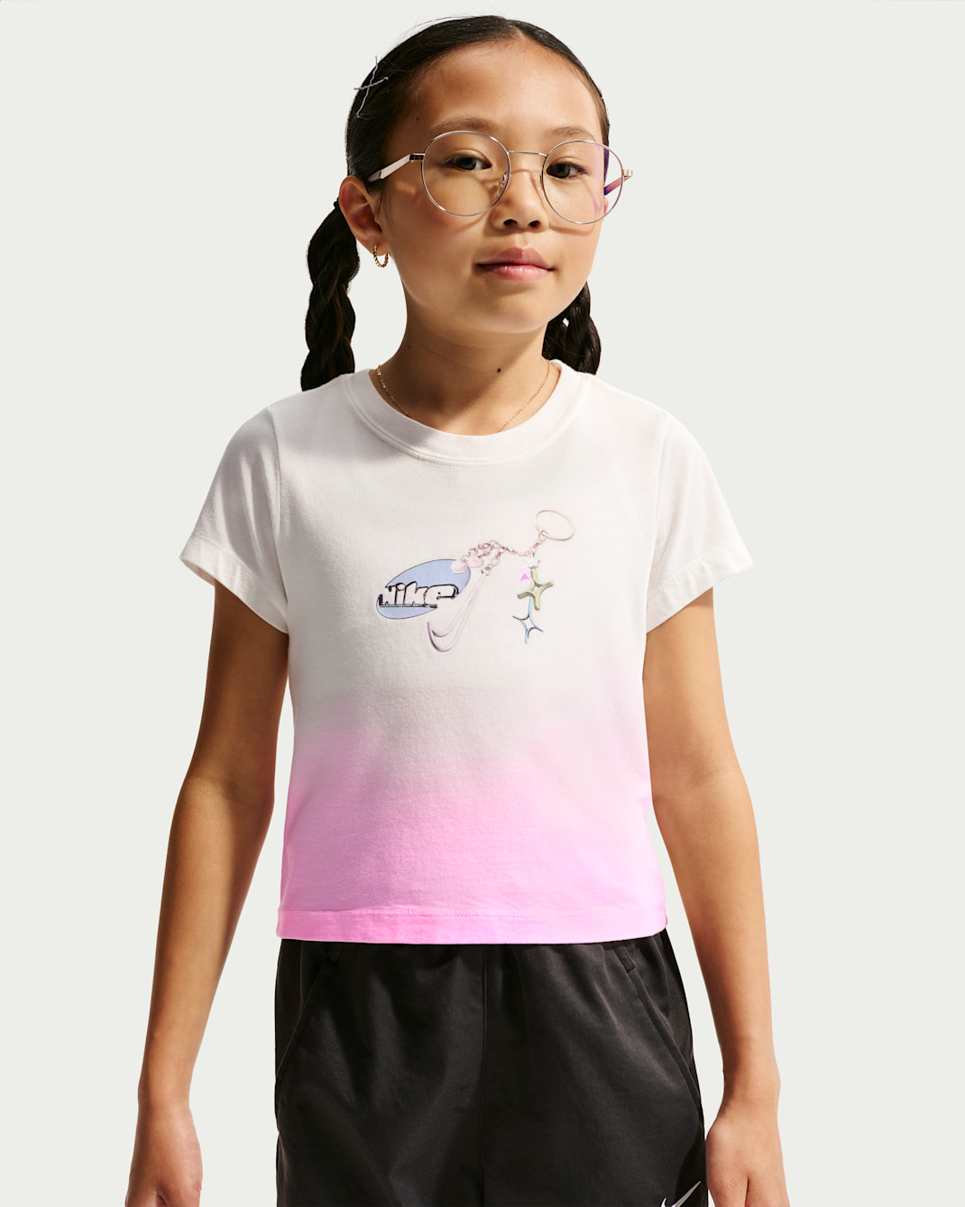 Nike Sportswear Big Kids' (Girls') T-Shirt