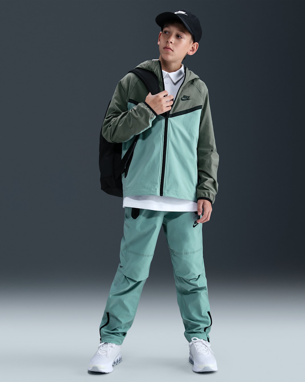 Nike Tech Older Kids' (Boys') Woven Trousers - Cannon/Black