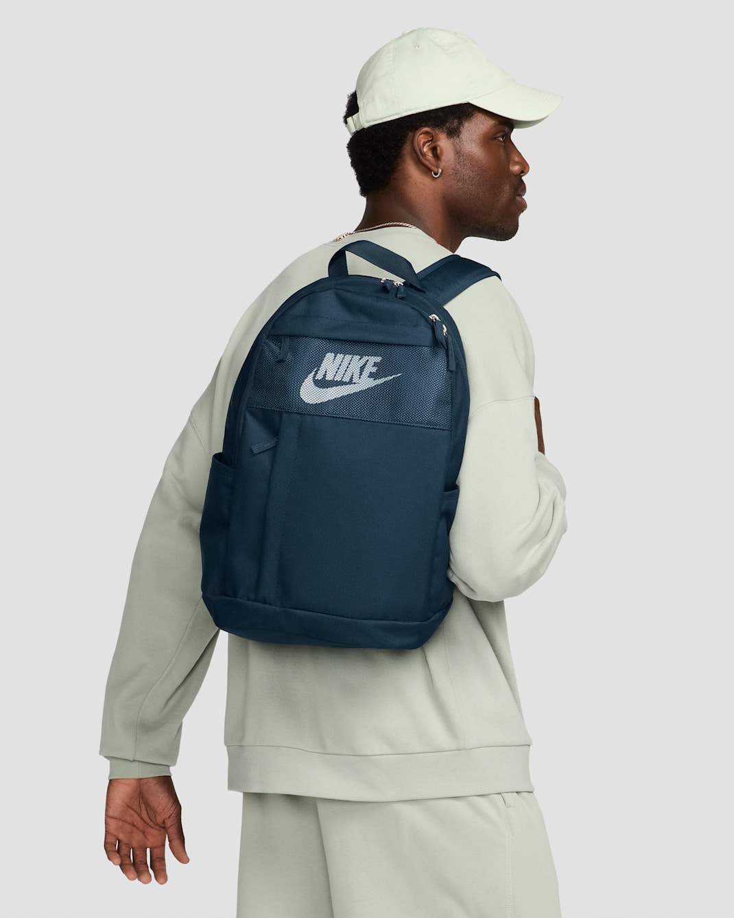 나이키 엘리멘탈 백팩(21L) - 아머리 네이비/아머리 네이비/서밋 화이트