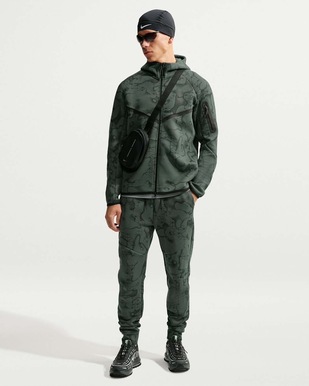 Nike Tech Men's Fleece Full-Zip All-Over-Print Windrunner Jacket