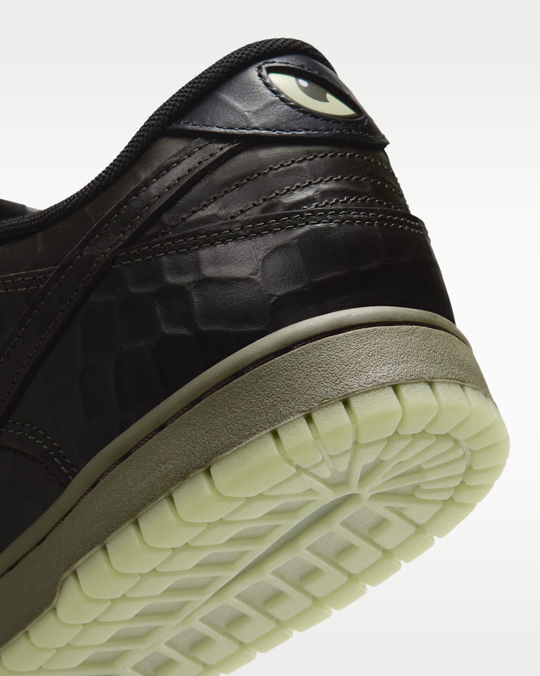 Nike Dunk Low Premium Halloween Men's Shoes