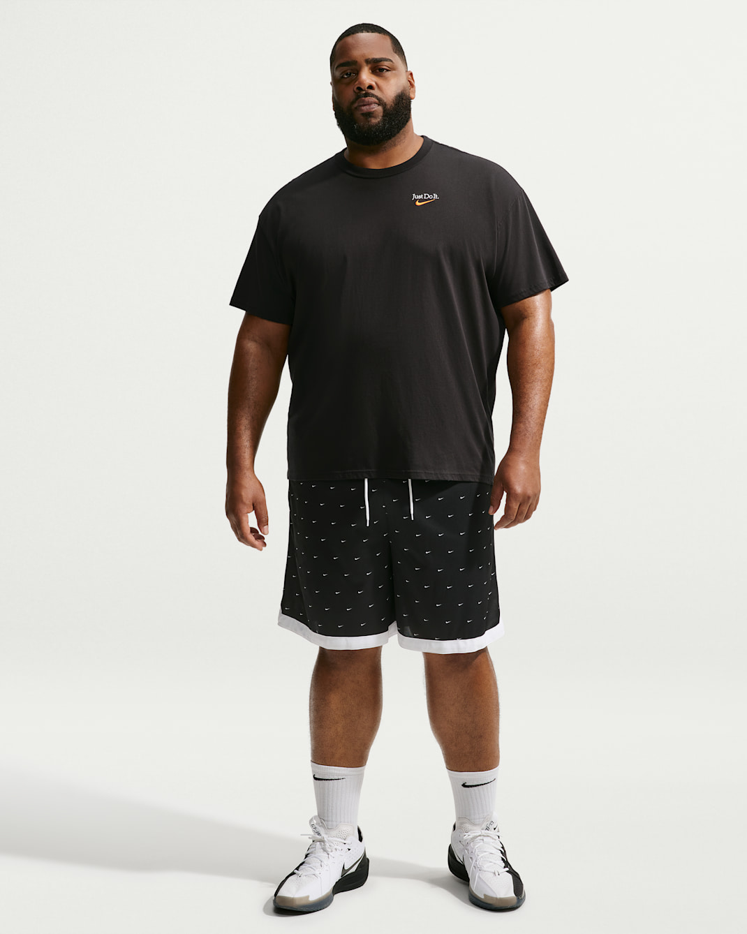 Nike DNA Access Men's Dri-FIT 8" Basketball Shorts - Black/White