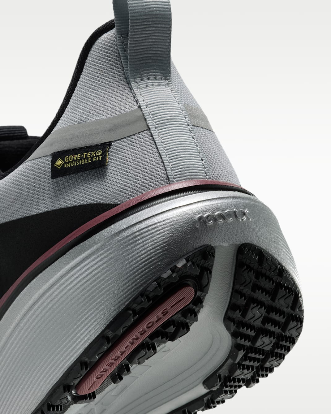 Nike Pegasus 42 GORE-TEX  Women's Waterproof Road Running Shoes