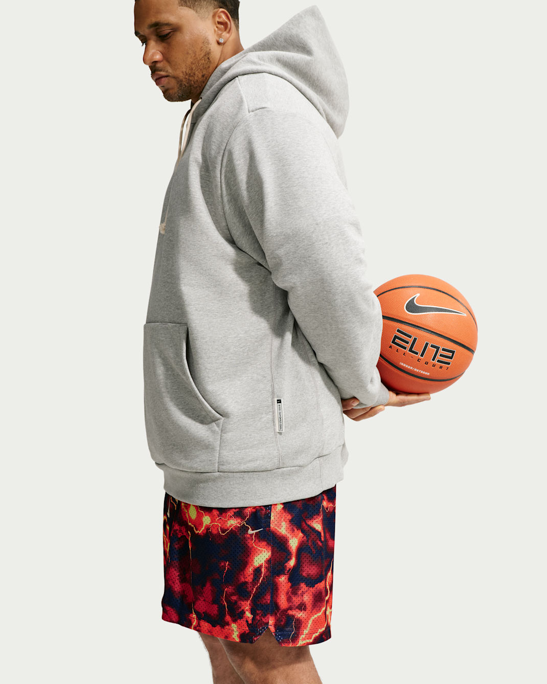 Nike Standard Issue Men's Dri-FIT 5" Mesh Basketball Shorts