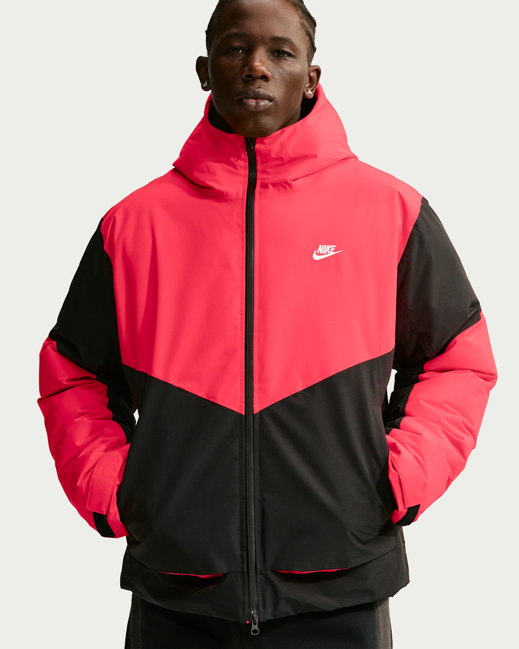 Chamarra Storm-FIT ADV para hombre Nike Windrunner PrimaLoft® - Carmesí claro/Negro/Negro/Blanco