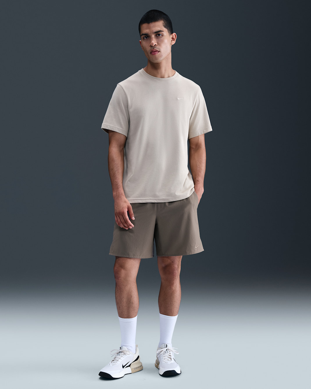 Shorts versátiles Dri-FIT de 18 cm sin forro para hombre Nike Unlimited - Cueva/Negro/Cueva