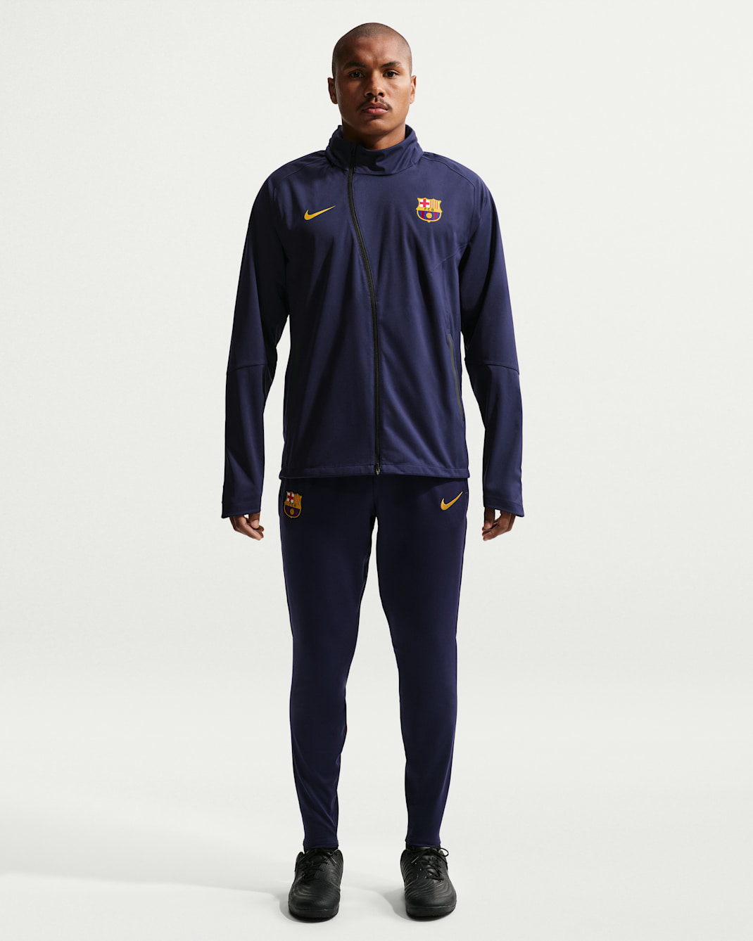 FC Barcelona Strike Shield Men's Nike Soccer Hooded Rain Jacket