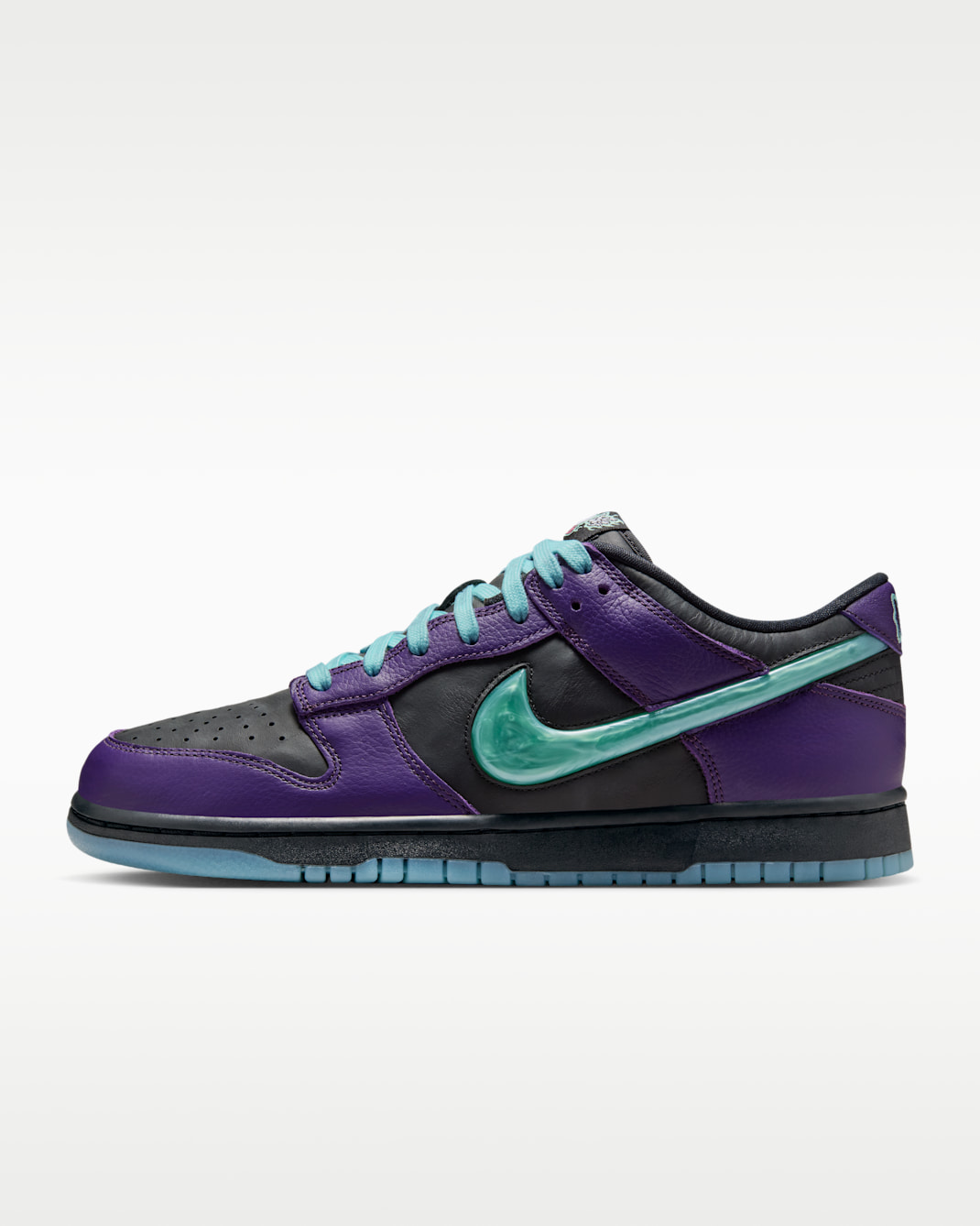 Nike Dunk Low Retro Limited Shoes - Black/Grand Purple/Artisan Teal