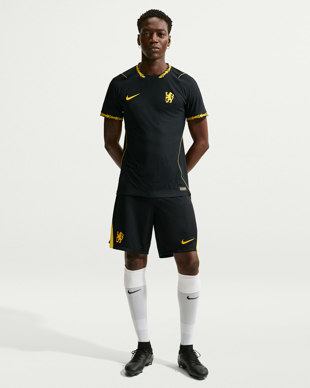FC Chelsea 2026/27 Stadium Away Nike Dri-FIT Replika-Fußballshorts (Herren) - Schwarz/Midwest Gold/Midwest Gold