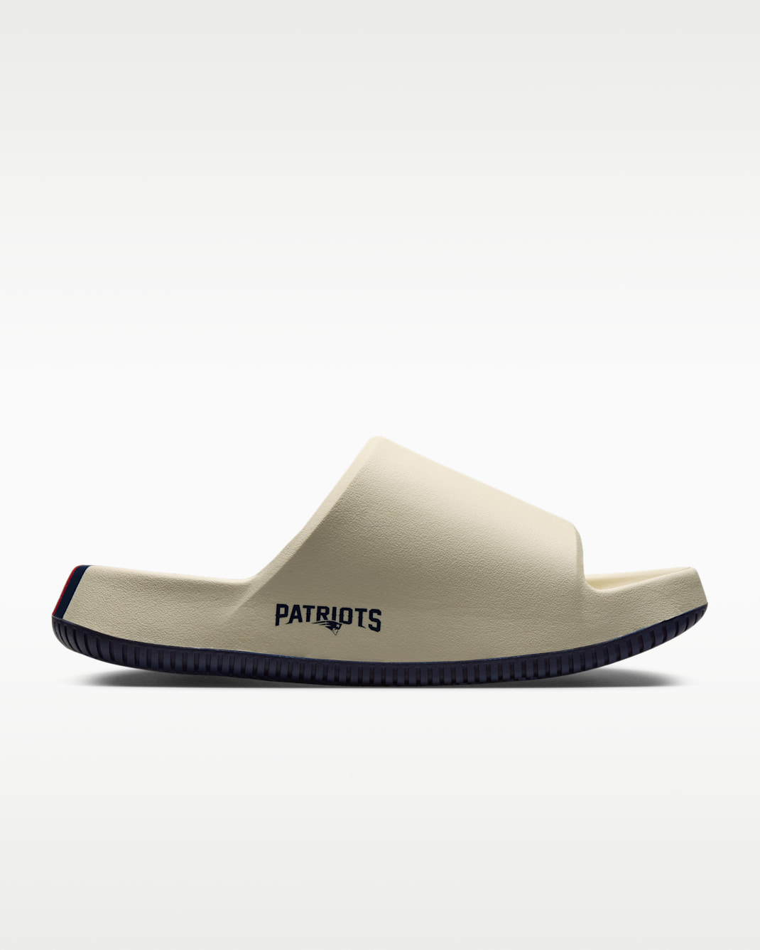 Nike Calm (New England Patriots) Men's NFL Slides