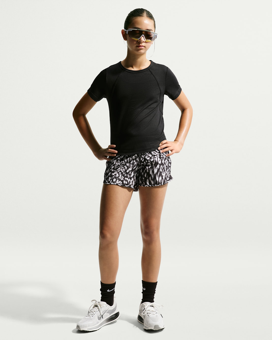 Nike Tempo Big Kids' (Girls') Dri-FIT Short-Sleeve Top