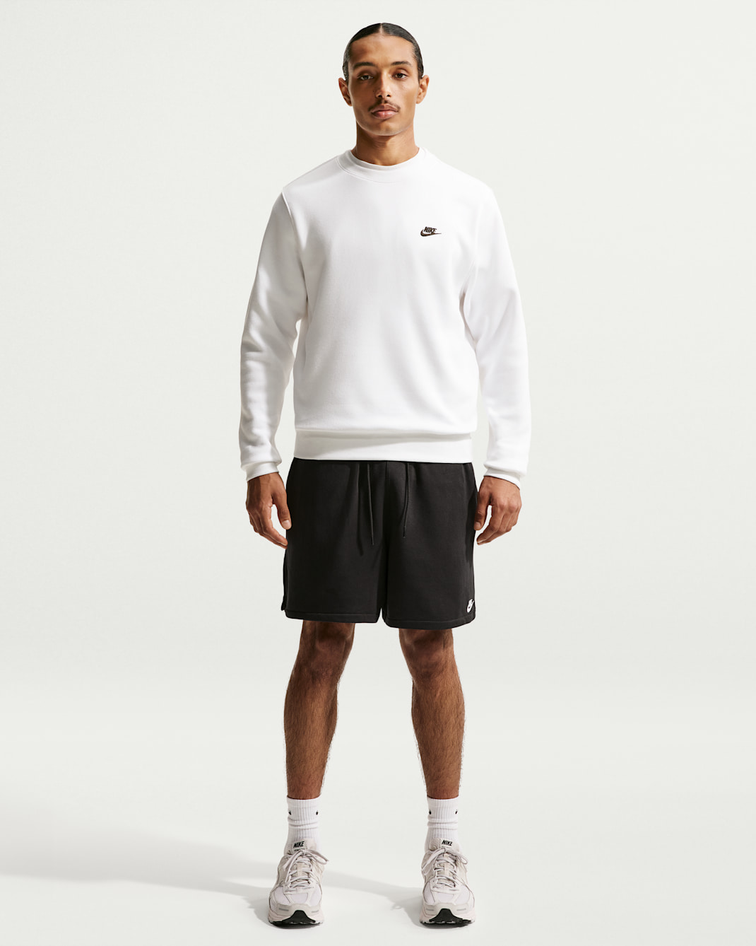 Short en molleton Flow Nike Club pour homme - Noir/Noir/Blanc