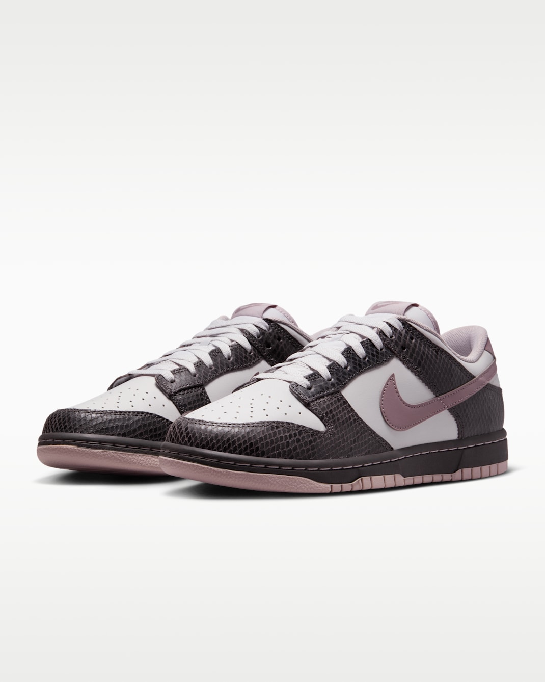 Nike Dunk Low SE Men's Shoes