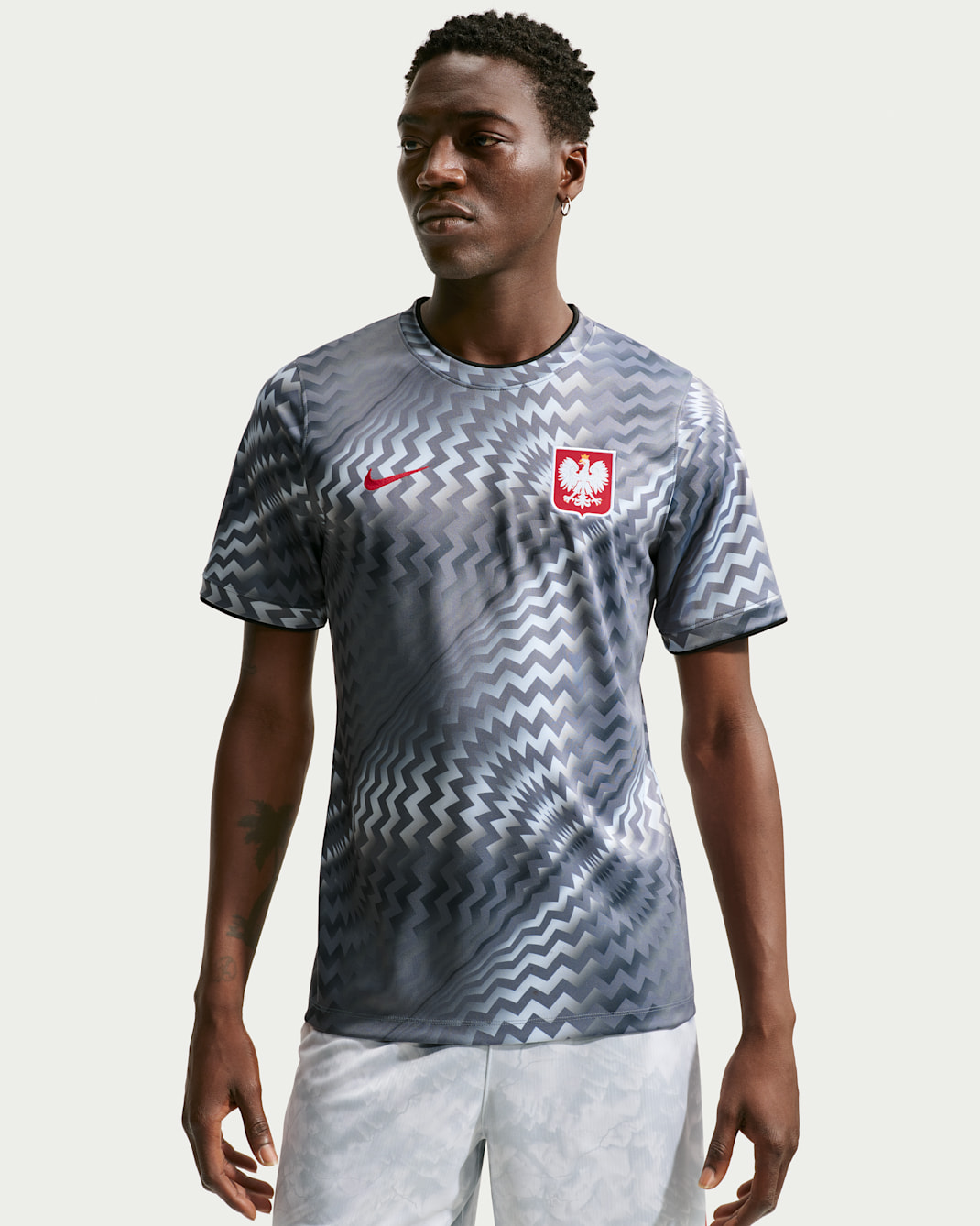 Haut de foot à manches courtes d'avant-match Nike Dri-FIT Pologne 2026 Avant-match pour homme - Pure Platinum/Cool Grey/Sport Red