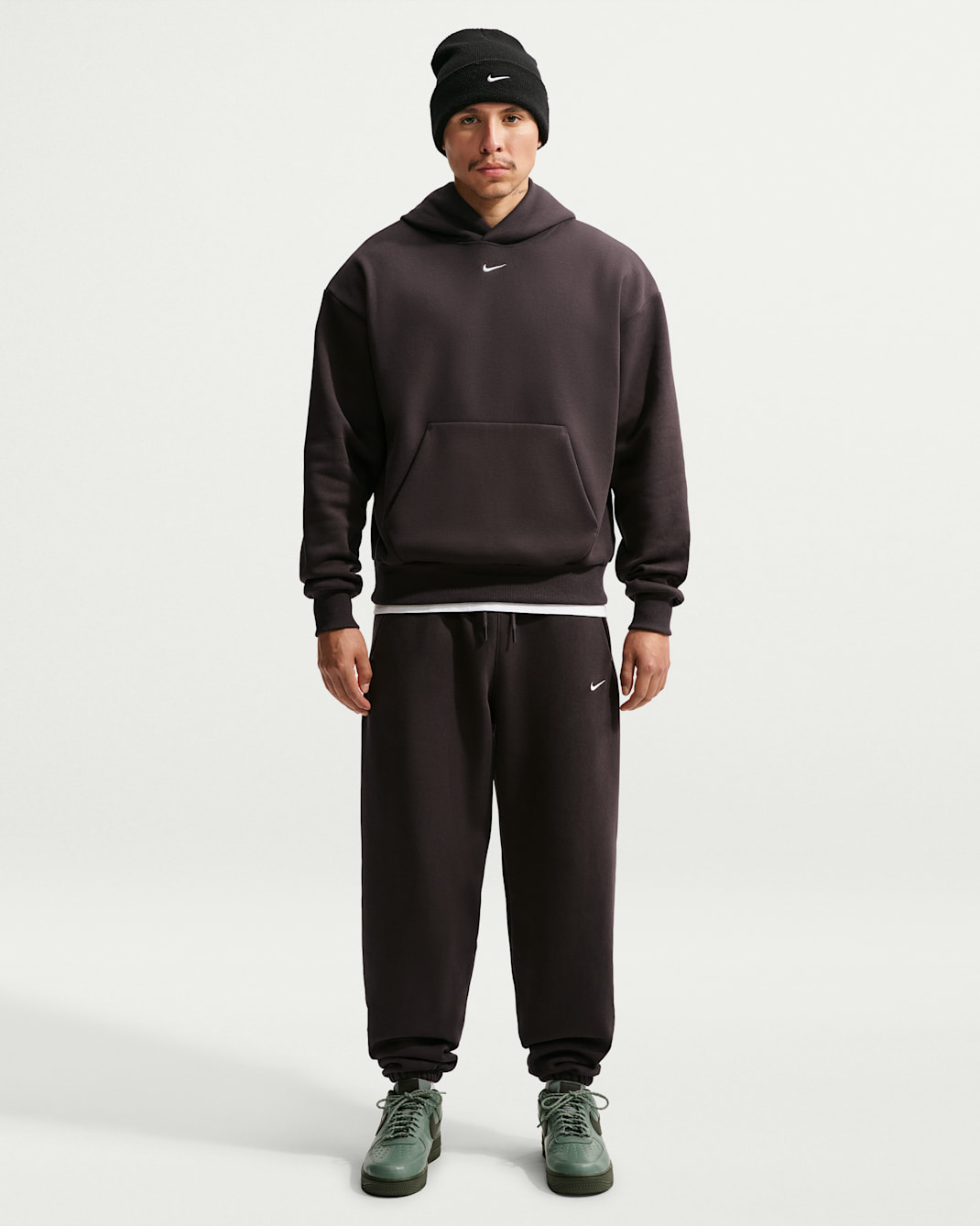 Nike Solo Fleece Men's Cuffed Pants - Velvet Brown/Sail