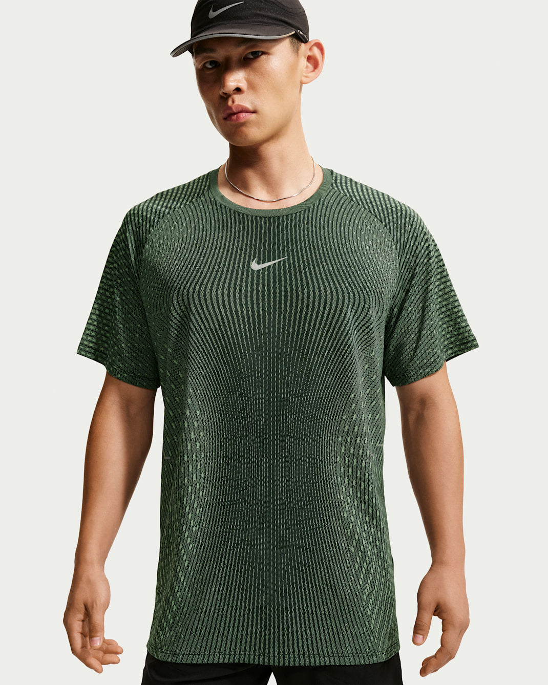 Nike Stride Men's Aero-FIT Short-Sleeve Running Top - Black/Light Green Spark