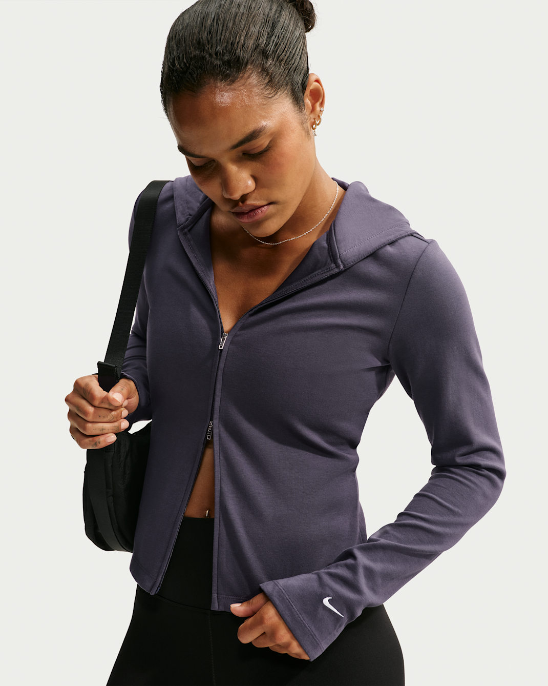 Nike Sportswear Chill Knit langermet overdel med glidelås i full lengde og smal passform til dame - Gridiron/Gridiron/Hvit