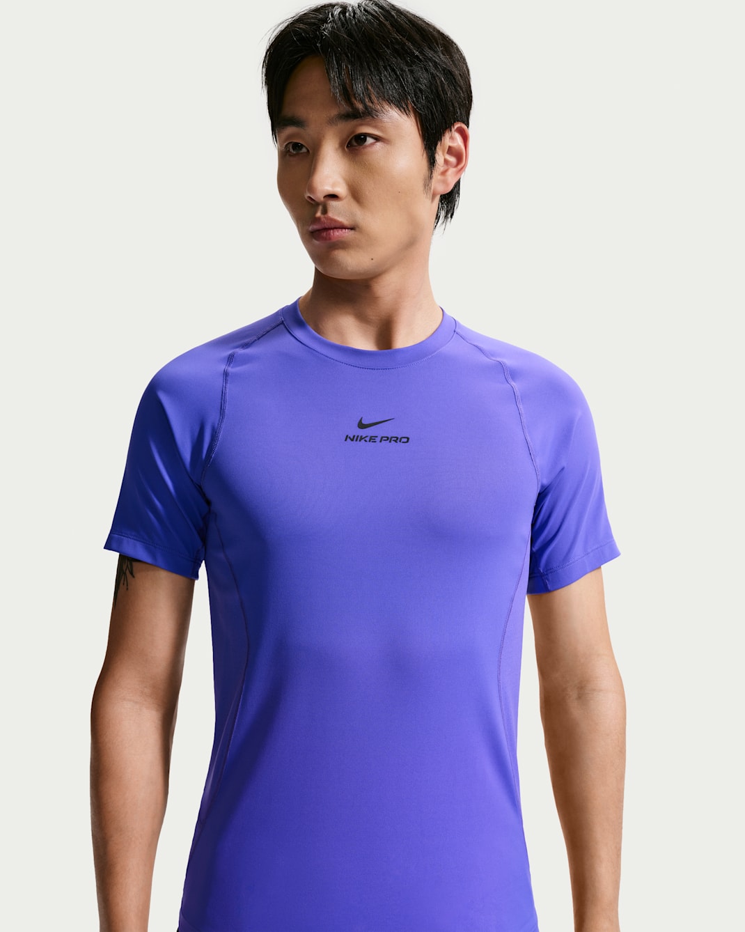 나이키 프로 트레이닝 남성 드라이 핏 반팔 탑 - 페르시안 바이올렛/블랙