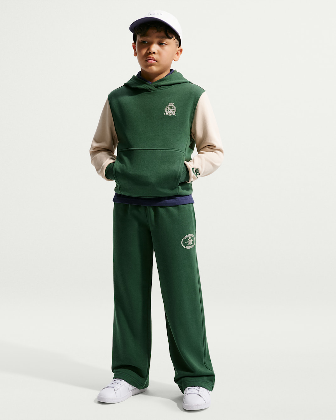 Nike Sportswear Club Big Kids' French Terry Hoodie