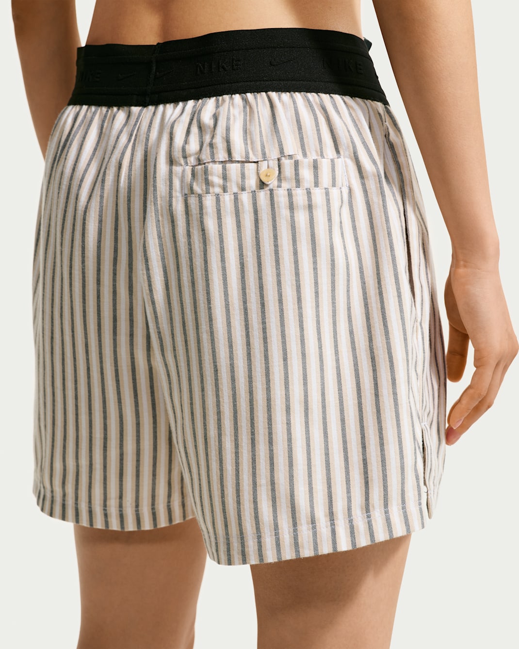 Nike Sportswear Chill Poplin Women's Loose Mid-Rise Stripe Shorts