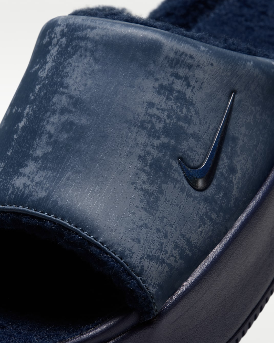Nike Calm Elevation SE Faux Fur Women's Slides