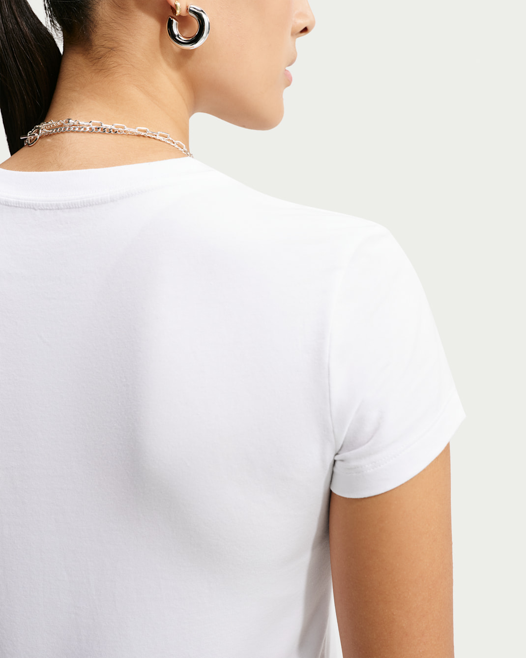 Nike Sportswear Chill Knit Women's Slim Cropped T-Shirt
