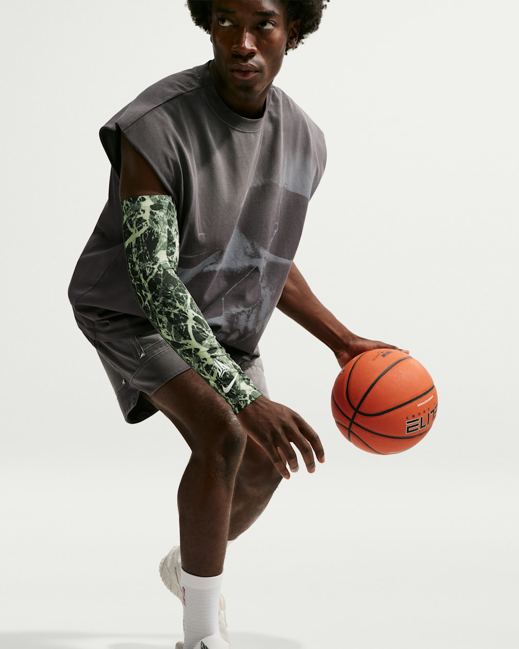 Manga de baloncesto Dri-FIT Ja - Abeto negro/Aura oliva/Negro