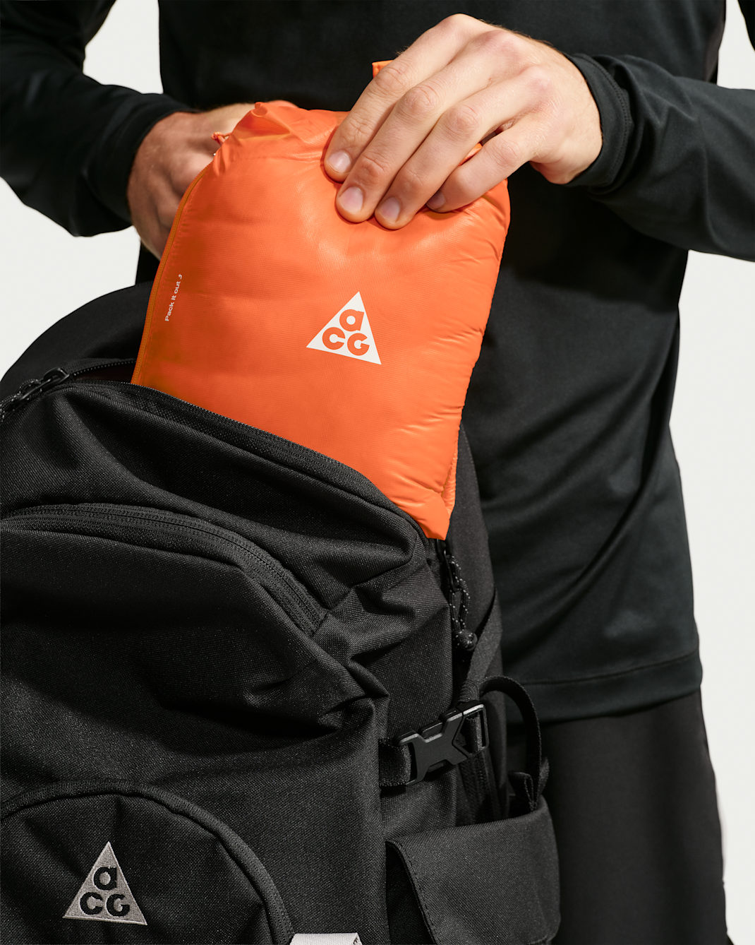 ACG Lava Flow Ultralight Men's Therma-FIT ADV Down Jacket - Safety Orange/Safety Orange/Safety Orange/Summit White