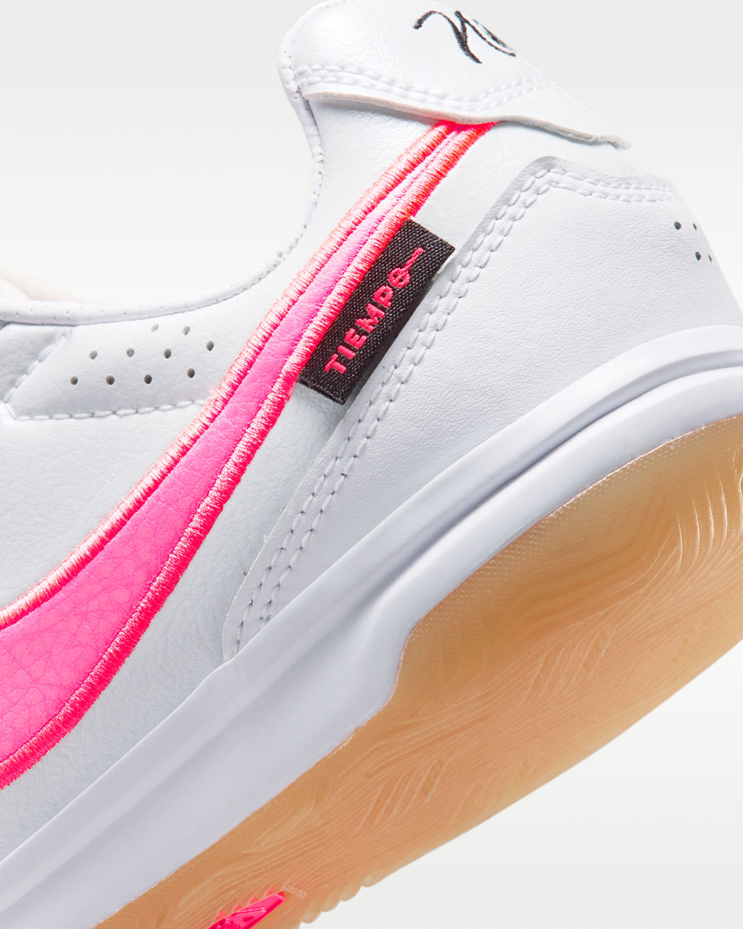 Nike Jr. Tiempo Streetgato Big Kids' Indoor/Court Low-Top Soccer Shoes