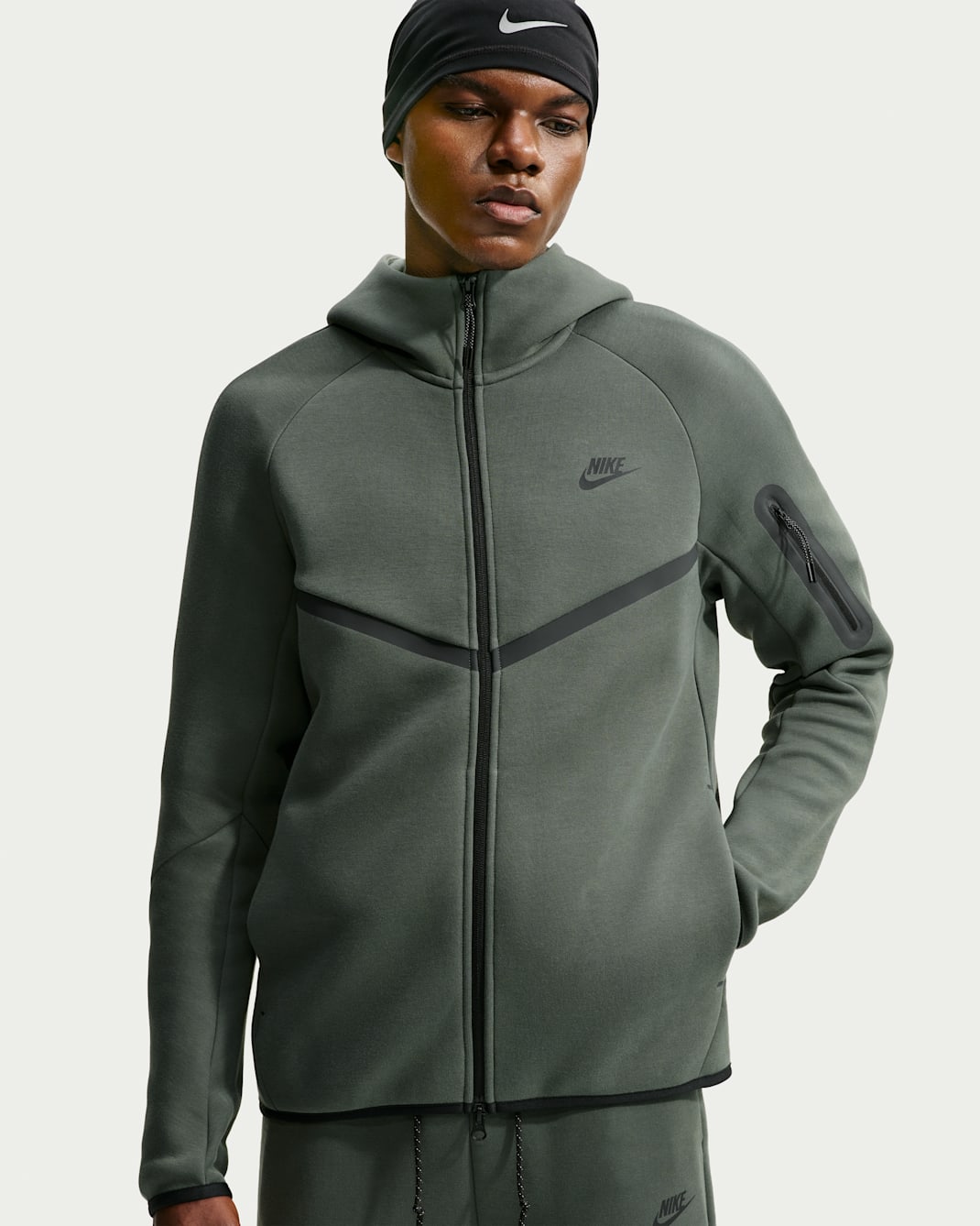 Nike Tech Men's Fleece Windrunner Full-Zip Jacket - Camo Green/Black