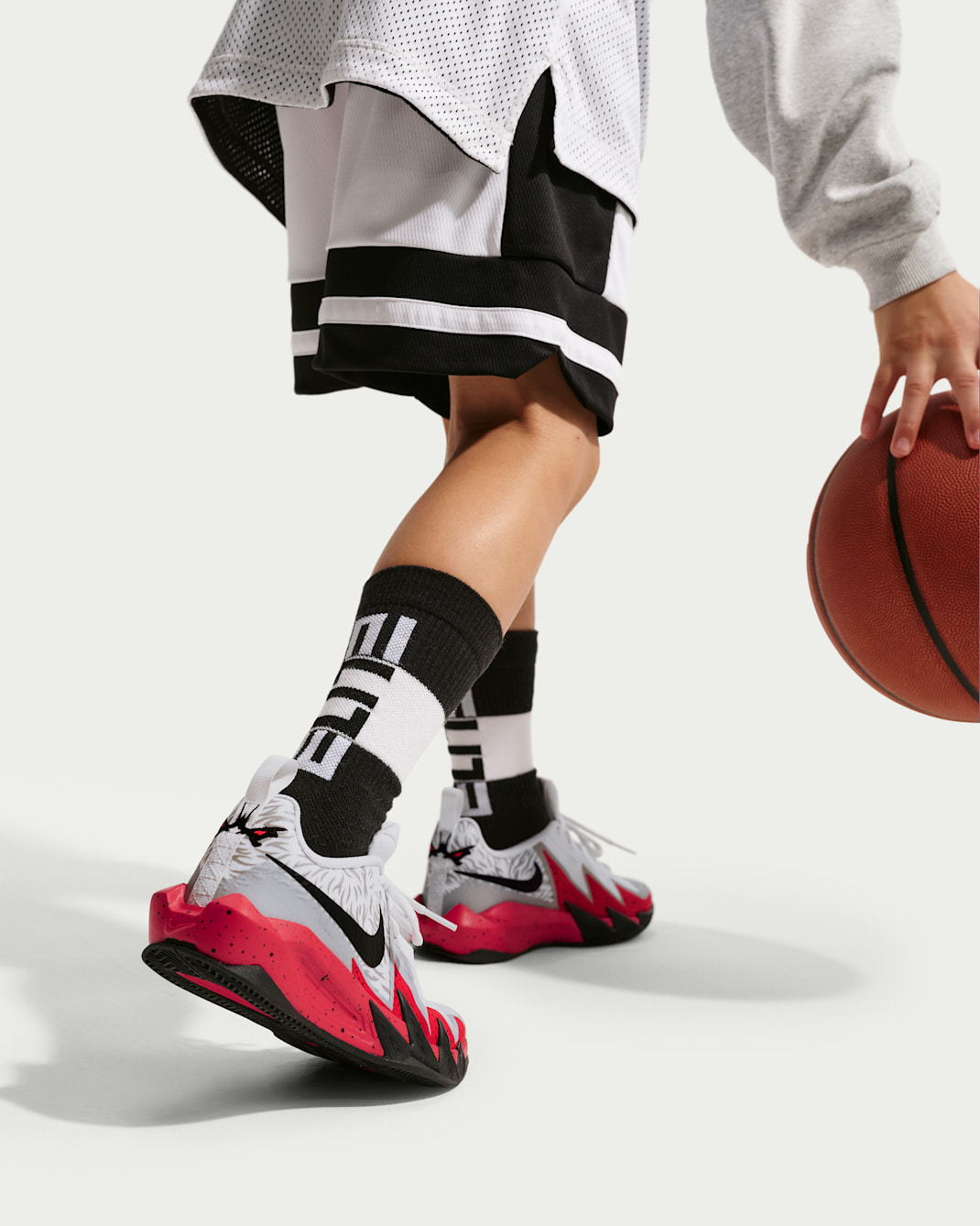 Nike S.T. Dynamite "Werewolf" Big Kids' Basketball Shoes