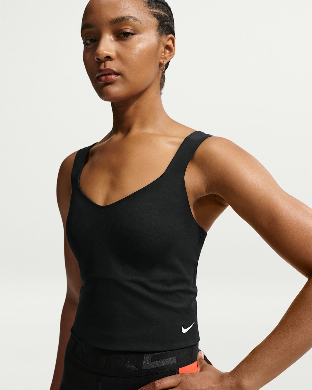 Nike Pro Sculpt Women's Medium-Support Padded Sports Bra Tank - Black/White