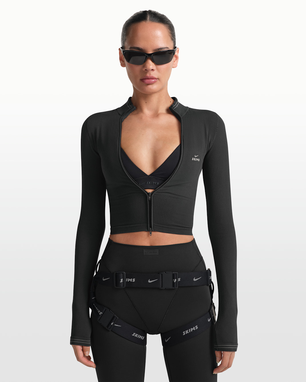 Riñonera con arnés para mujer NikeSKIMS - NSKM OBSIDIAN/Plata