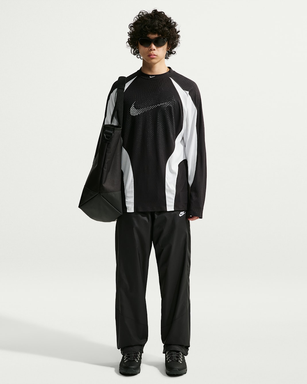 Nike Windrunner Men's Lightweight Pants - Black/Anthracite/White
