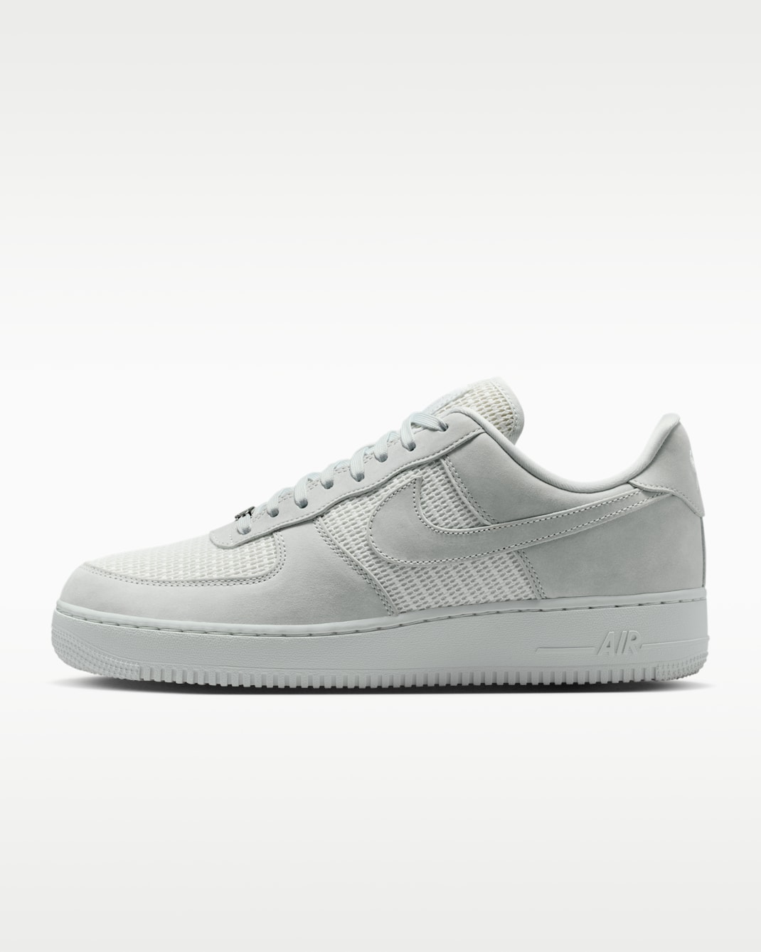 Tenis para hombre Nike Air Force 1 '07 LV8 - Blanco cáscara de huevo/Blanco cumbre/Blanco cáscara de huevo