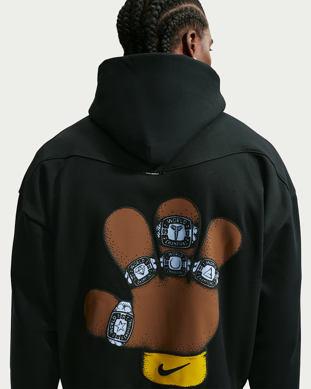 Kobe Nike Standard Issue Men's Therma-FIT Basketball Hoodie