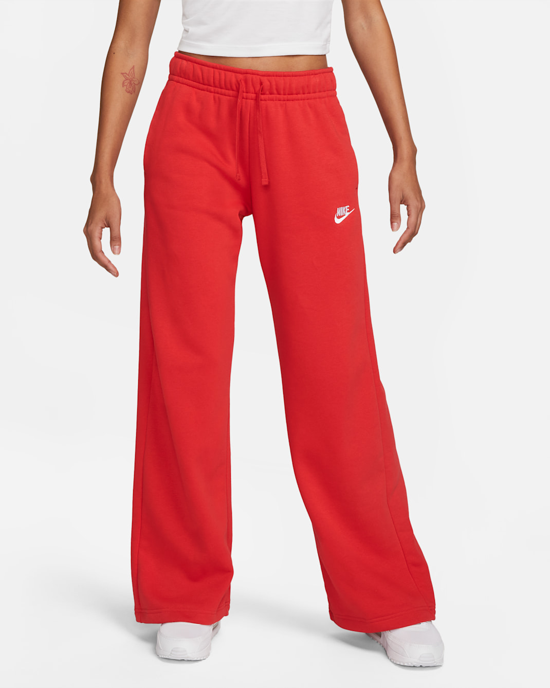 Pants de entrenamiento de piernas anchas de tiro medio para mujer Nike Sportswear Club Fleece - Rojo universitario/Blanco
