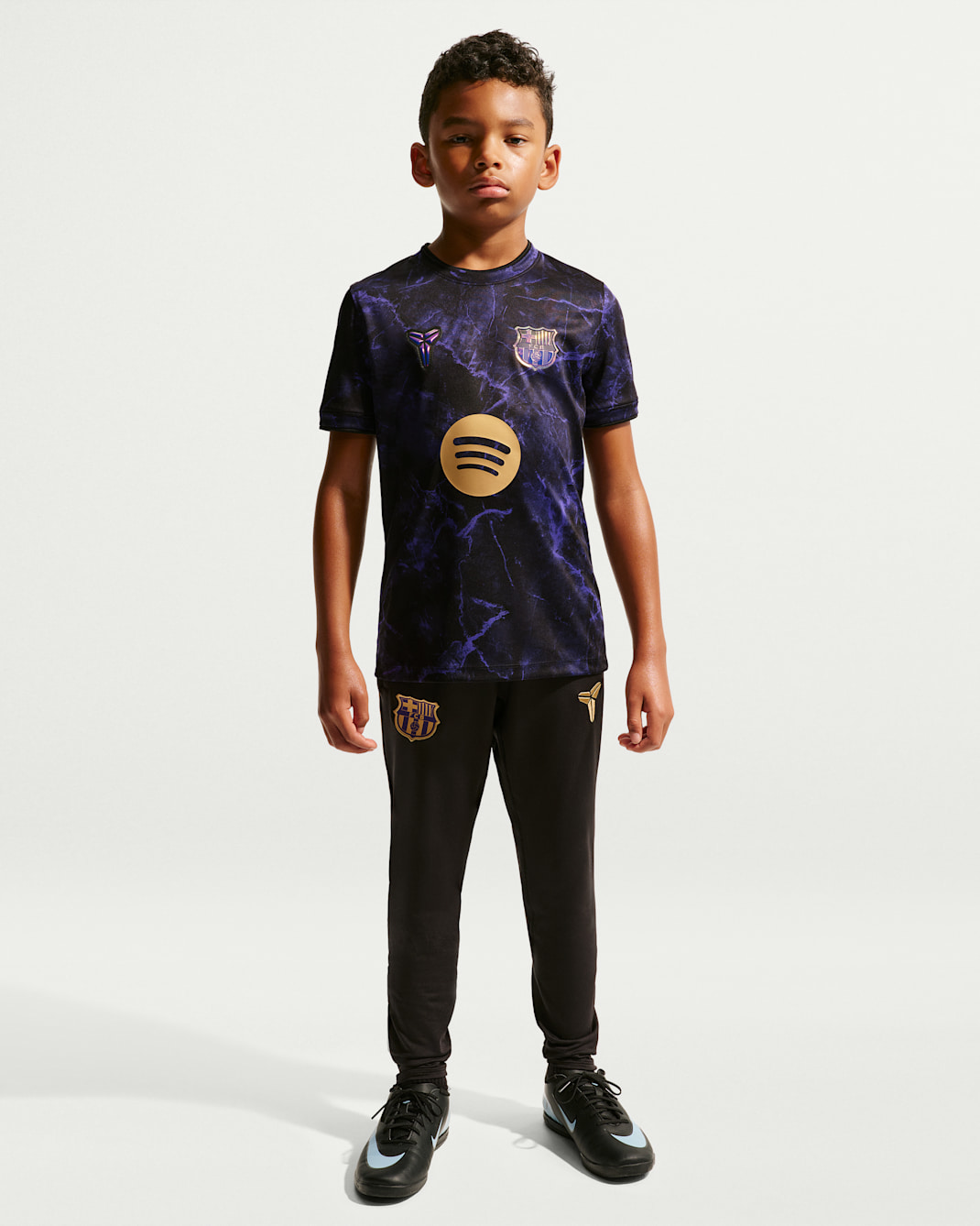 FC Barcelona Away Big Kids' Kobe Dri-FIT Soccer Pre-Match Top
